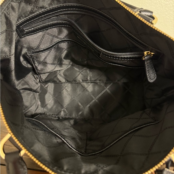 Michael Kors - Picture 3 of 5